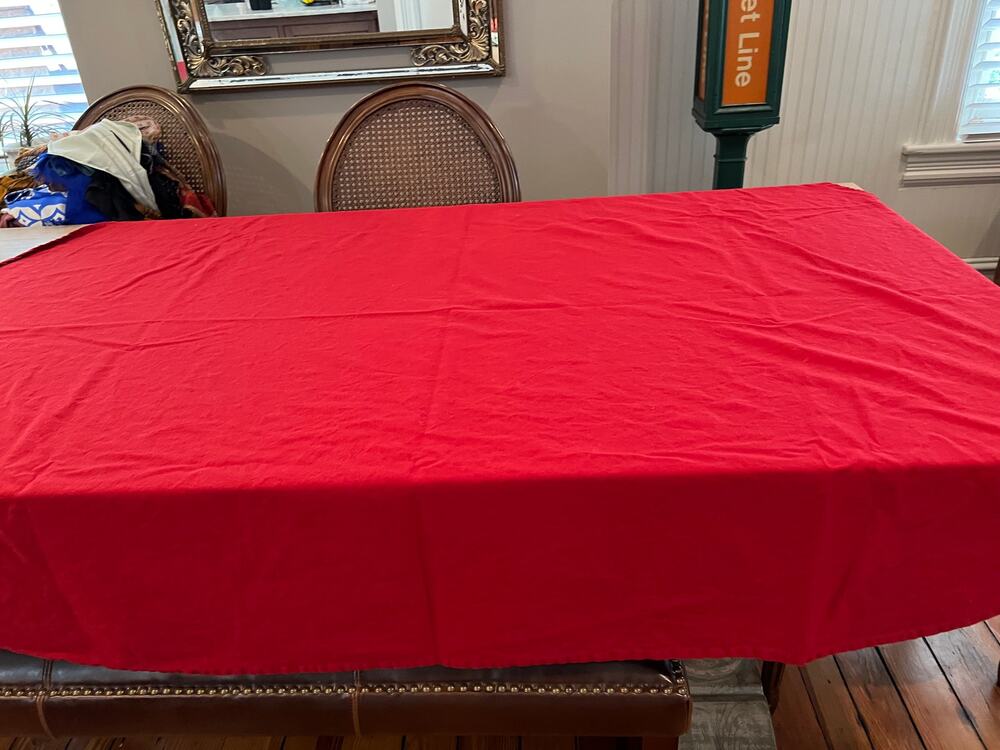 Fiesta Margarita Oval cotton tablecloth Chili Red